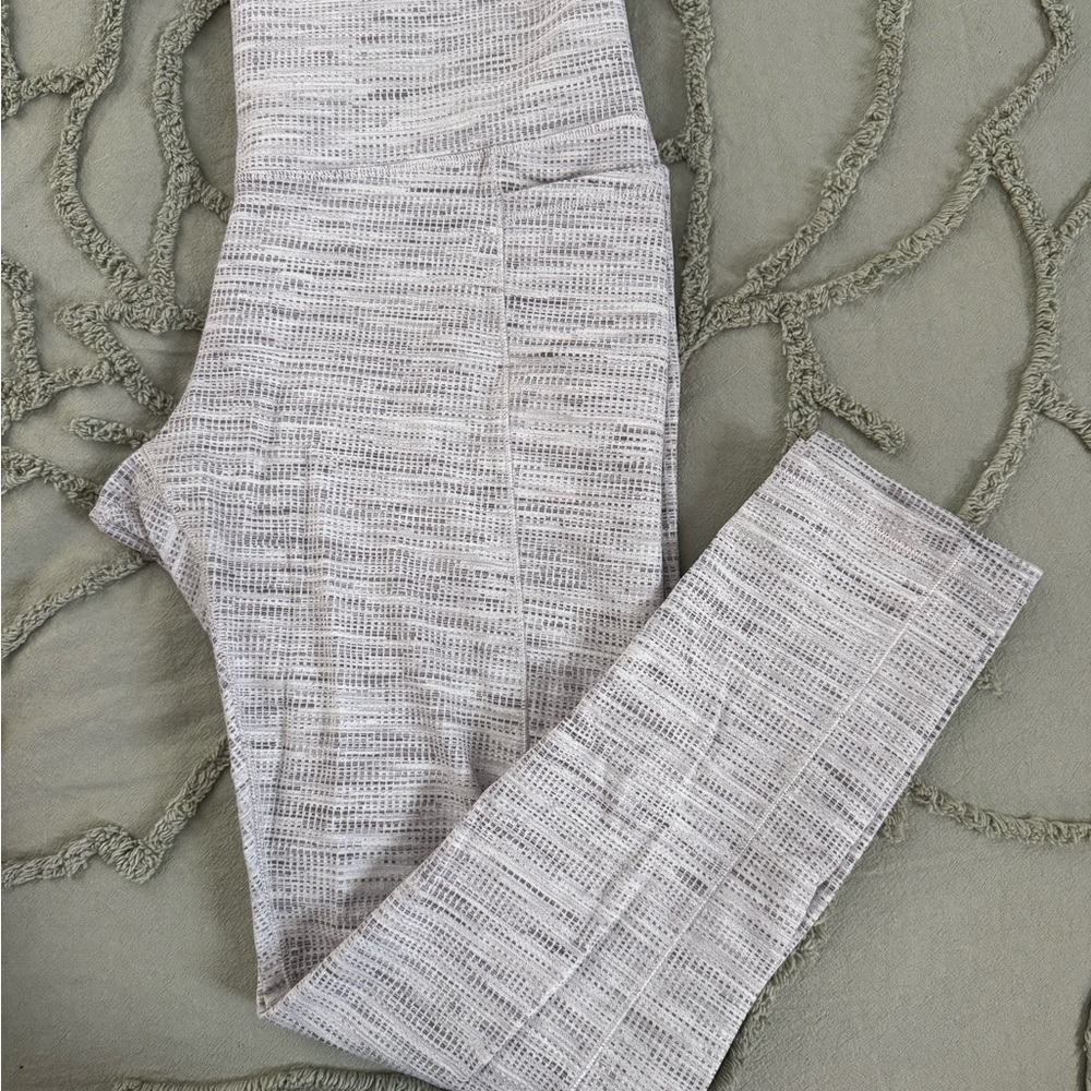 Women’s Ultra High Rise Essential Jacquard Leggings By CALIA
